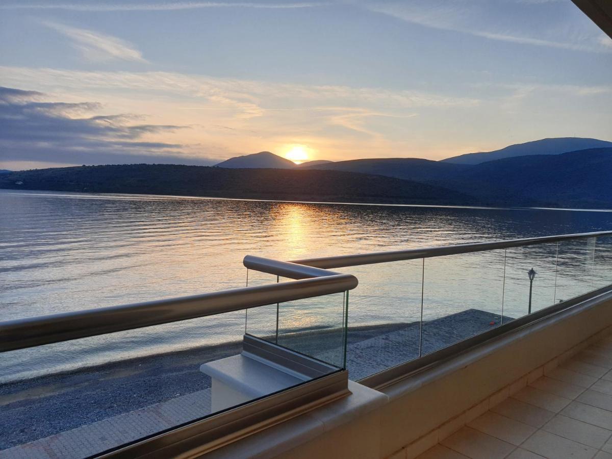Boho Beach House In Itea-Delphi エクステリア 写真