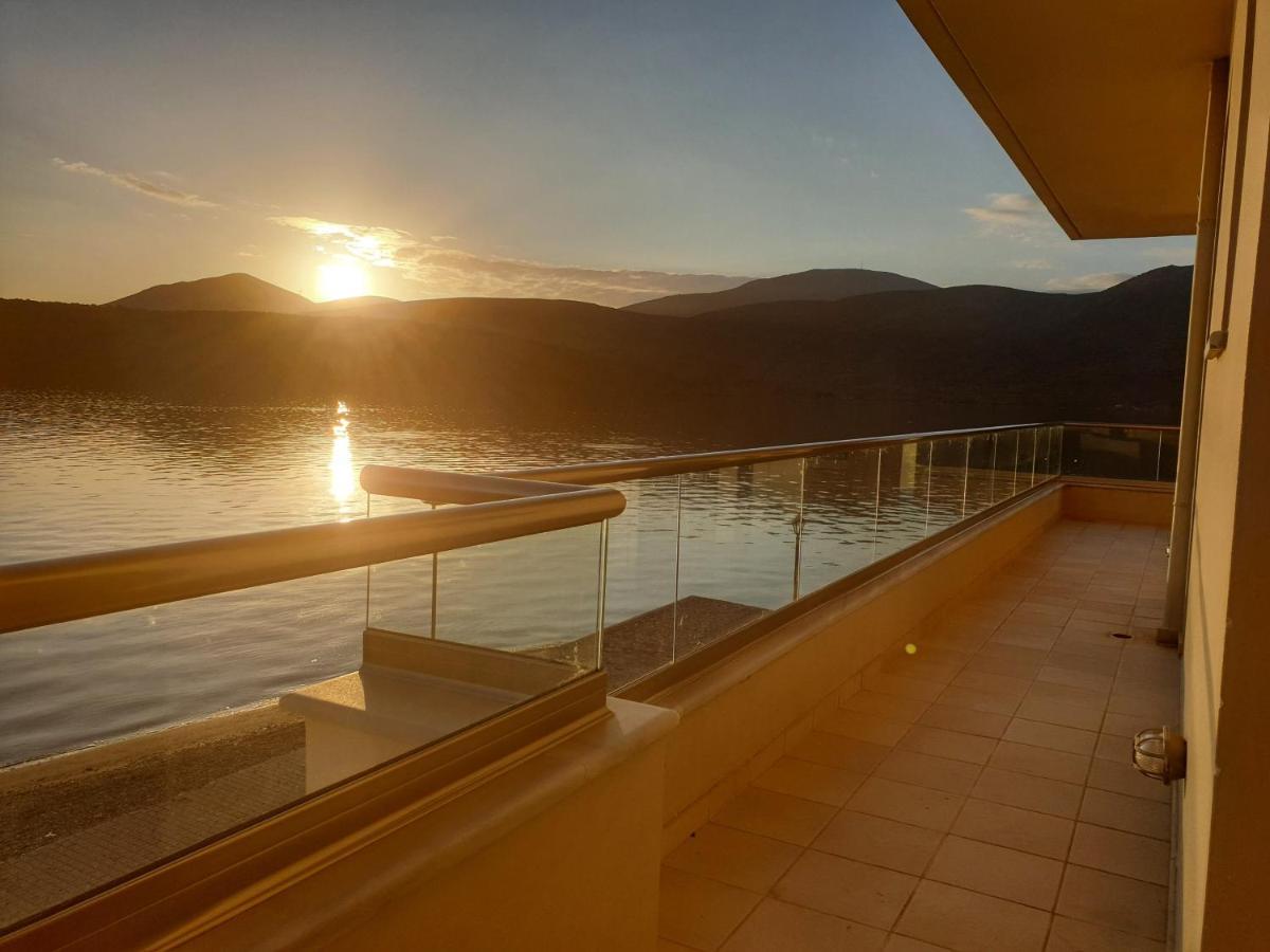 Boho Beach House In Itea-Delphi エクステリア 写真