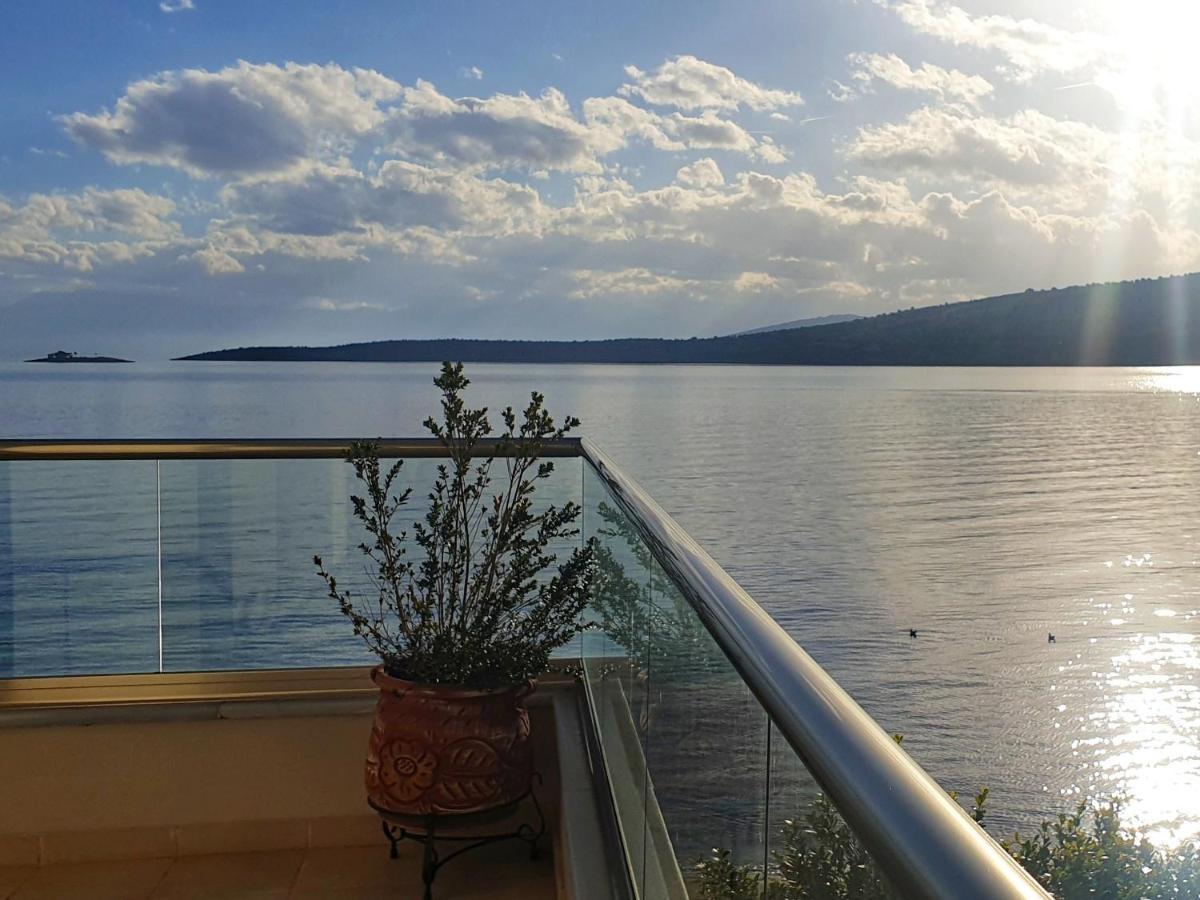 Boho Beach House In Itea-Delphi エクステリア 写真