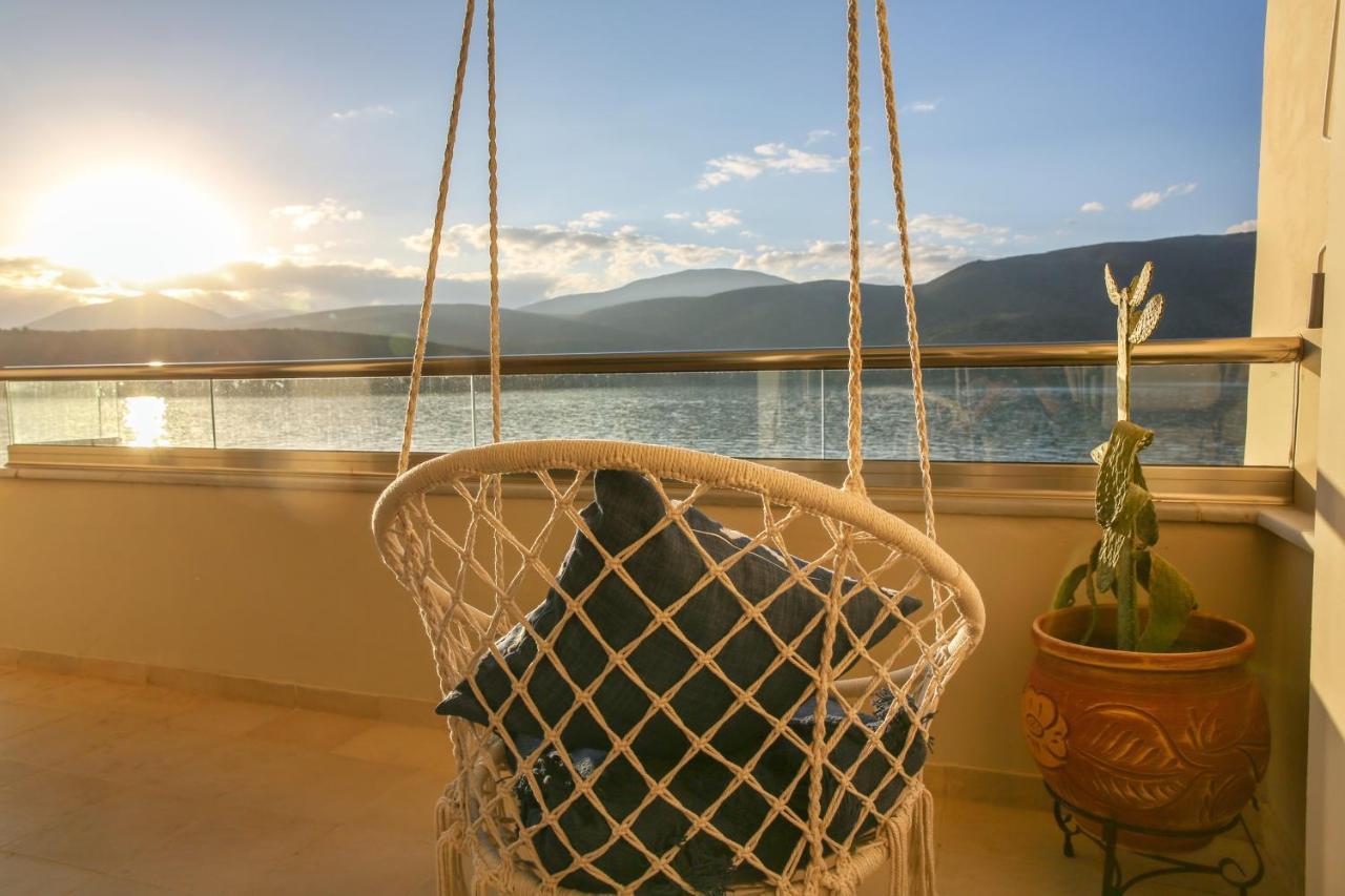 Boho Beach House In Itea-Delphi エクステリア 写真
