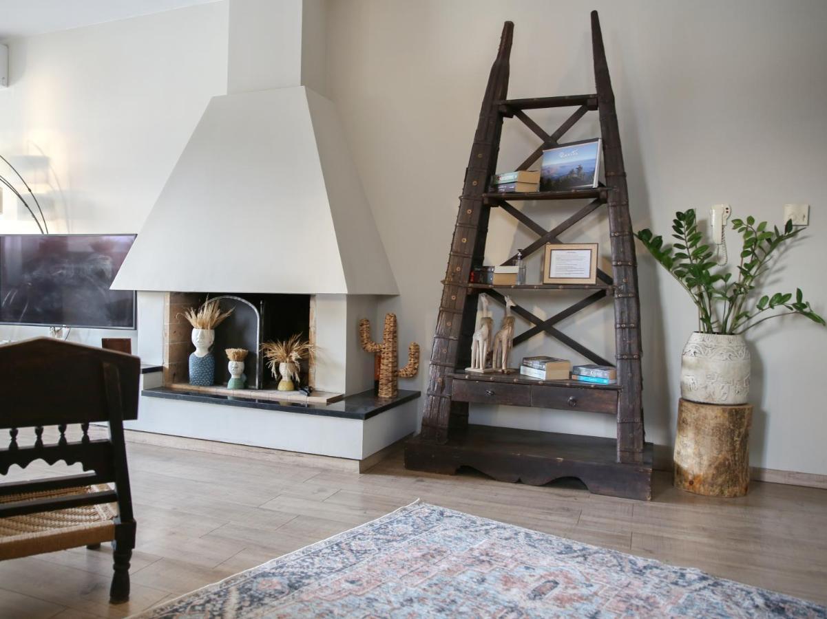Boho Beach House In Itea-Delphi エクステリア 写真